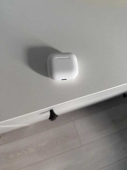 Casti Apple AirPods 4, Active Noise Cancellation
