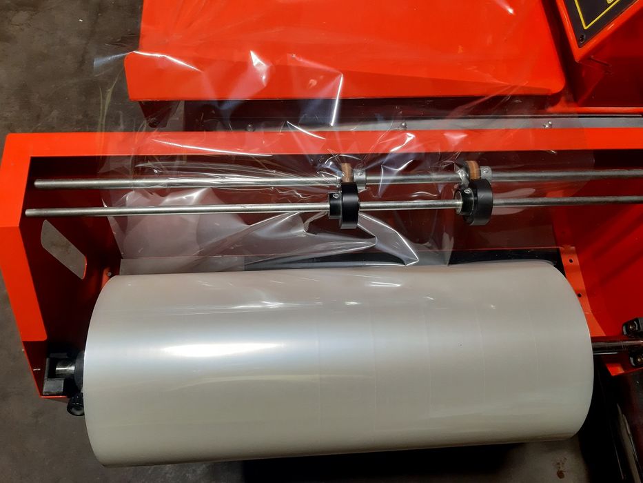 Пакетираща машина с термосвиваемо фолио - Smipack  S440