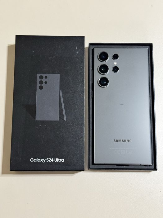 Samsung S24 Ultra 512 gb Ram 12 польный комплект