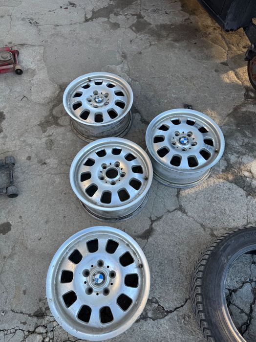 Продавам 16 цола джанти