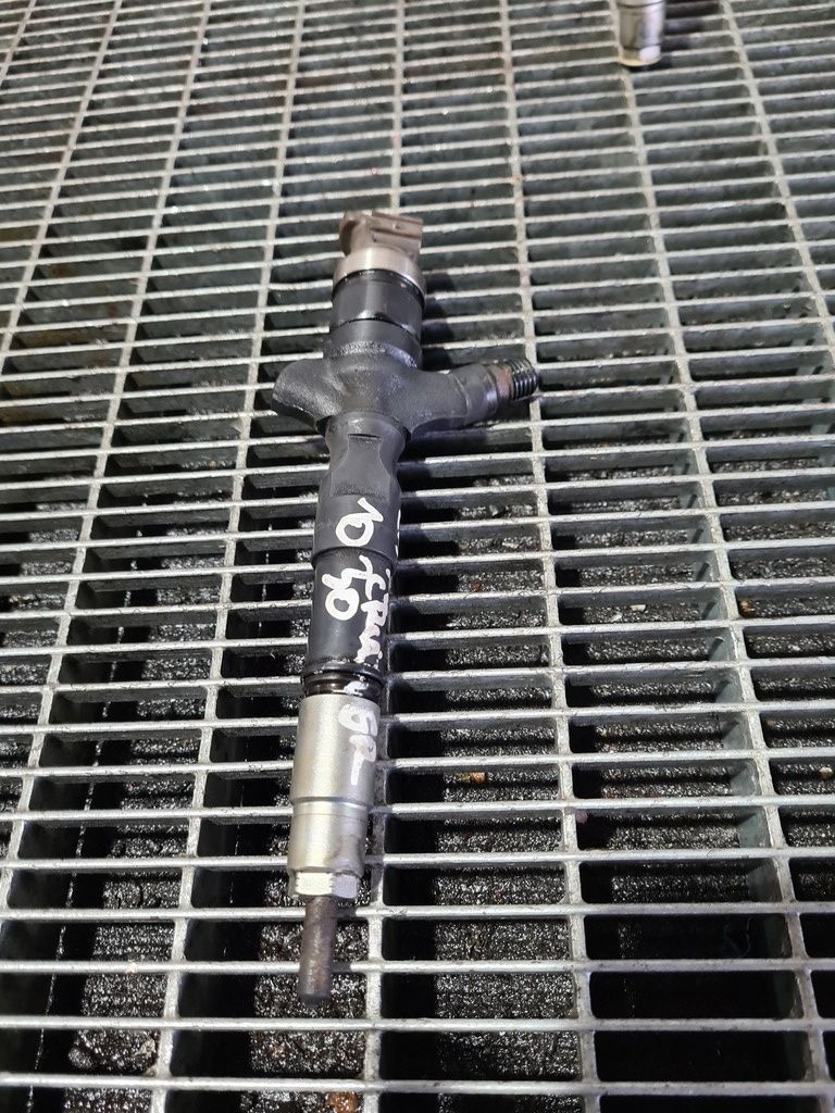 Injector Toyota Land Cruiser J12 3.0 D - 4D 2002 - 2010 1KDFTV (1030) 2367030280