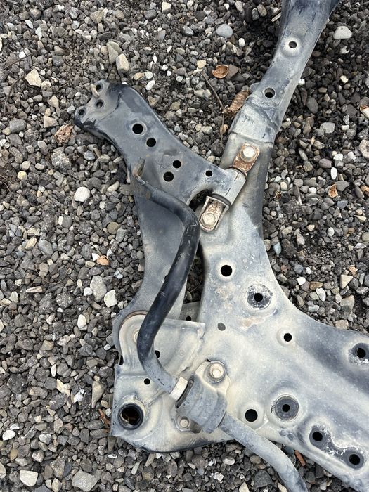 Jug motor / Cadru motor Toyota Rav 4 2018-2025