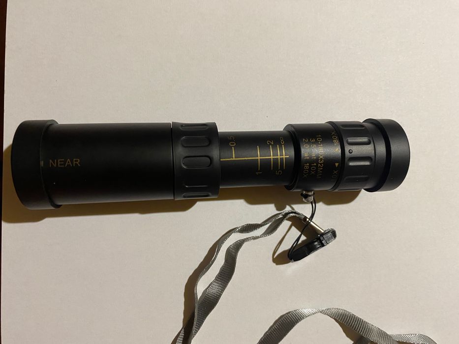 Monoclu-Monocular 10-180 x 32 mm, 3.5* la 10x și 2.0* la 180x URGENT