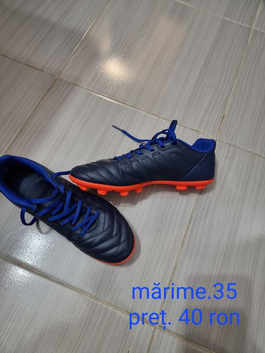 Ghete fotbal diferite marimi si modele