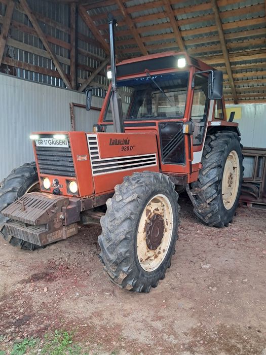 Tractor fiat 980dt și utilaje agricole