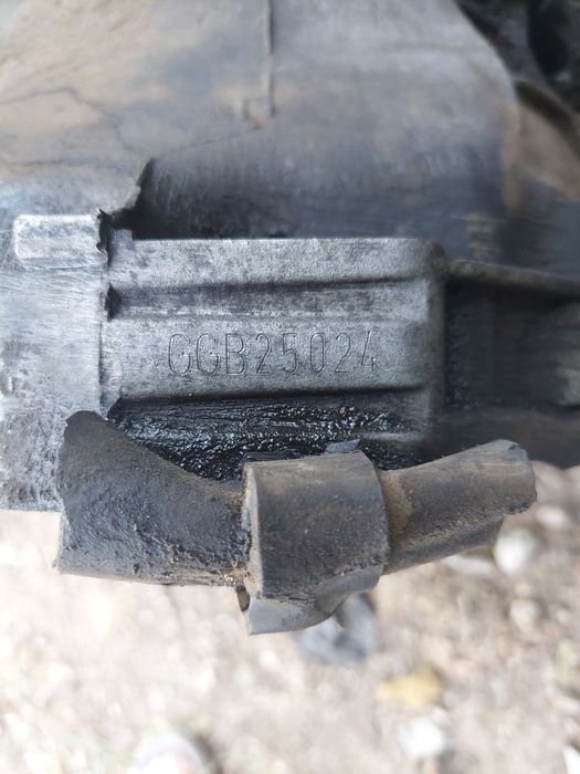 Cutie viteze Vw Passat B5.5 2003,1.9 tdi,5 trepte  cod 012301211AE