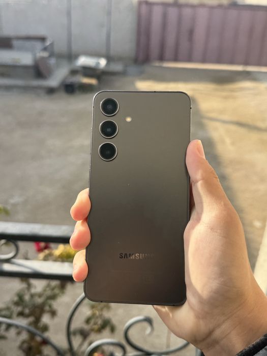 Продаю самсунг с24 состояние идеал