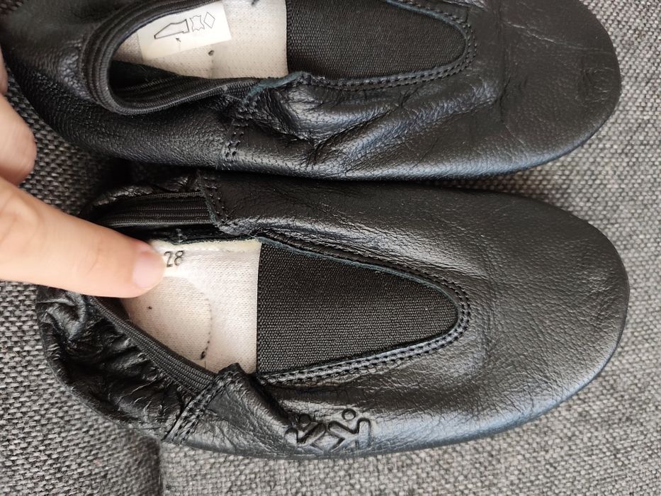 Черни цвички 28 номер Колев и Колев