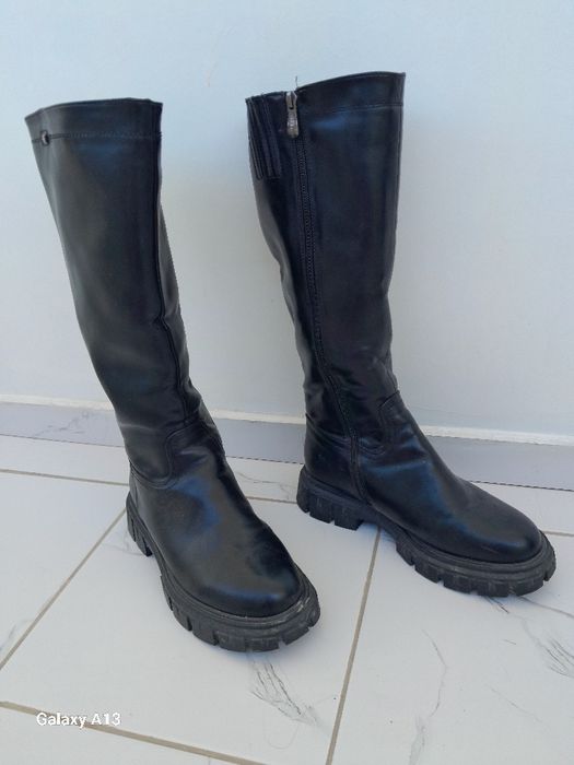 Сапоги зимние недавно купленые голонище высокое