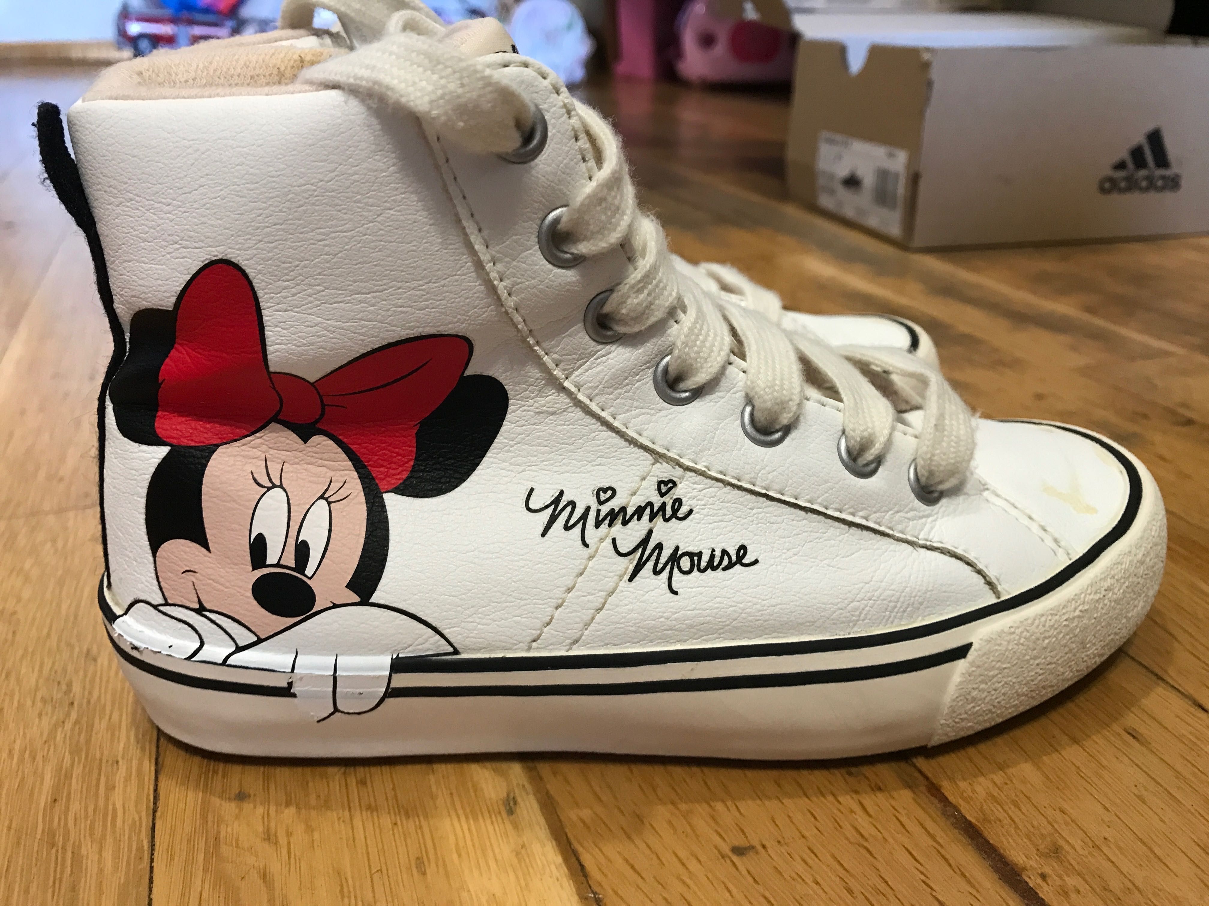 Zara Disney Minnie Mouse бели високи кецове номер 31