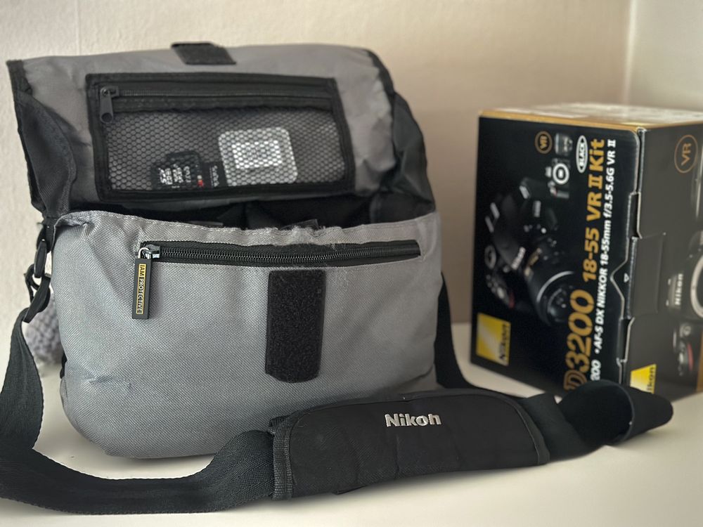 Nikon D3200 18-55 VR II Kit + чанта