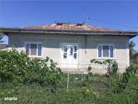 Casa de vanzare in Lecani