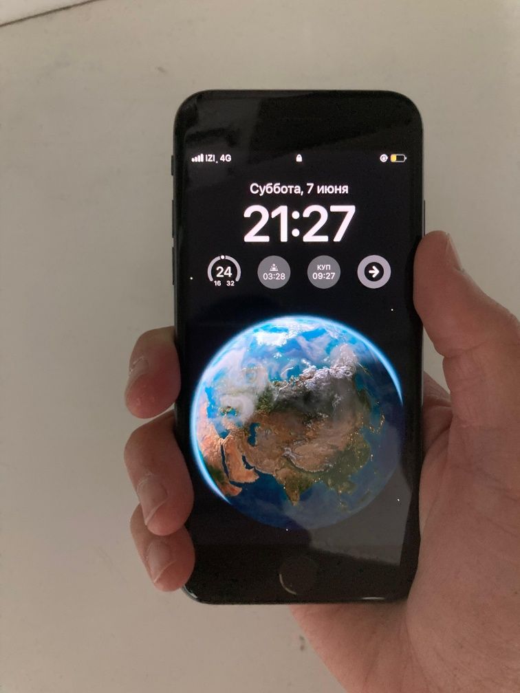 IPhone 8 64 - gb