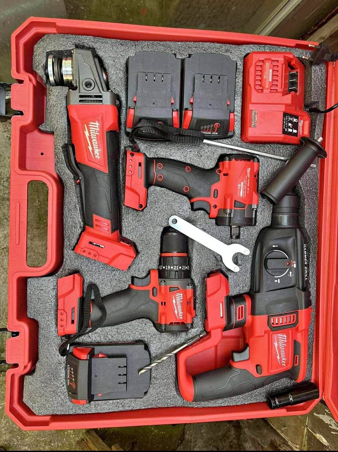 Чисто нов Чисто Нови Професионални Машини Milwaukee XC 5.0 M18
