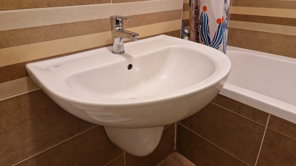 Chiuveta baie suspendata  60 x 46 cm Ideal Romstal