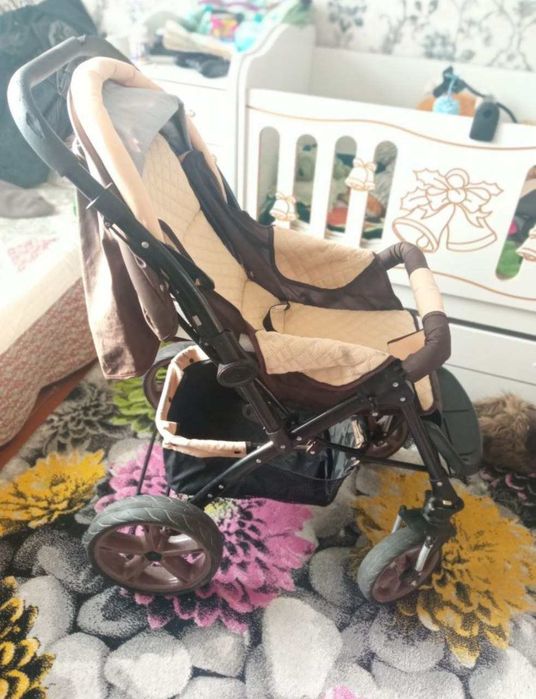 Продам коляску в хорошем состоянии