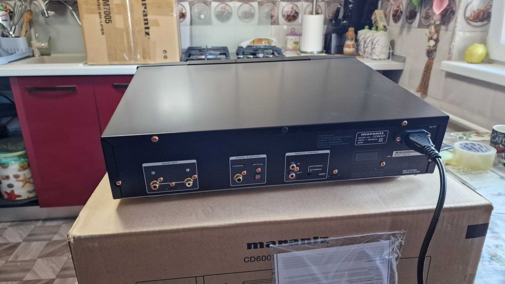 Marantz pm 7005,cd marantz 6007,Panasonic DMR-BCT820 Blu-ray recorder