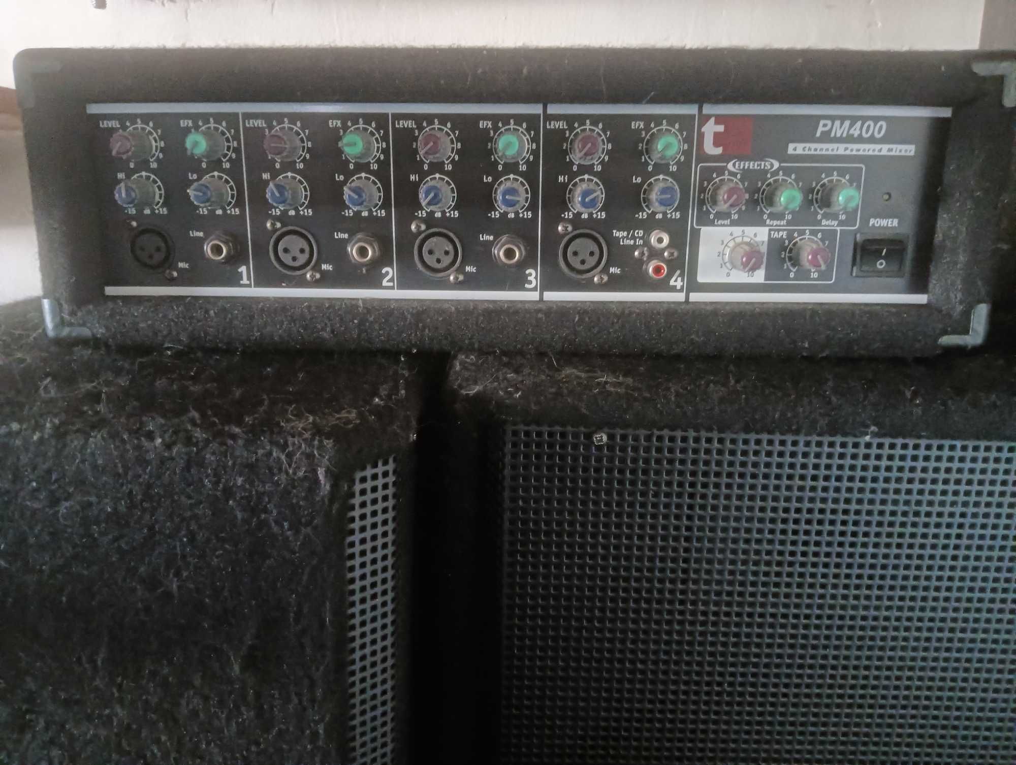 Amplificator-mixer audio cu boxe