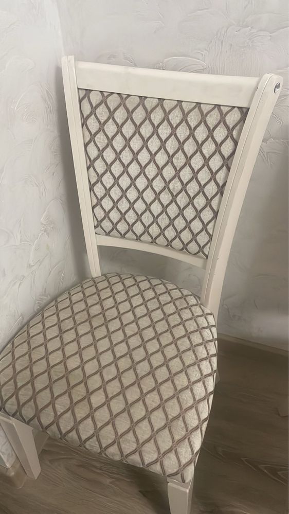 Стулья для гостинной