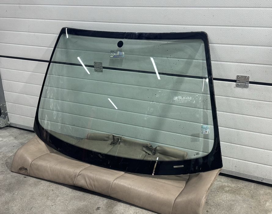 Предно челно стъкло за БМВ Е46 купе