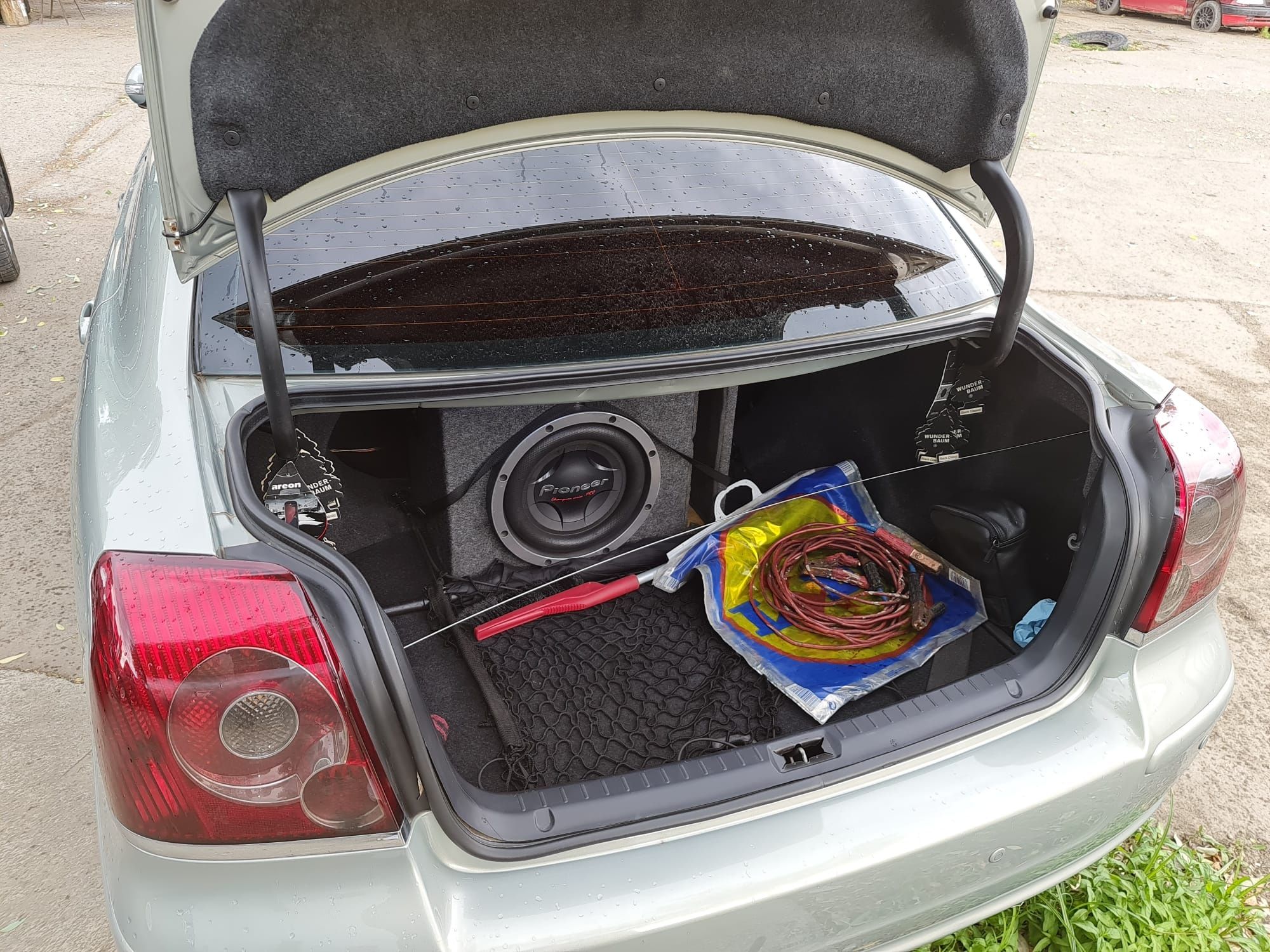 Dezmembrez Toyota Avensis T25  2008