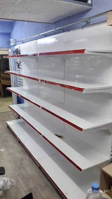 Металлические островные стеллажи  витрины полки торговые для магазина