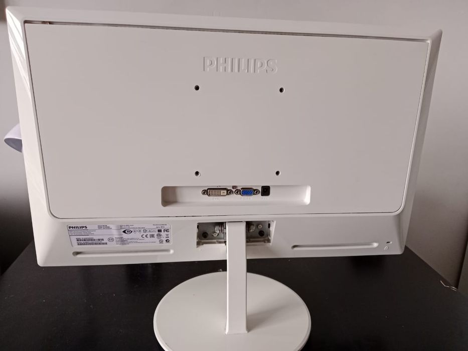 Манитор в отличном состоянии