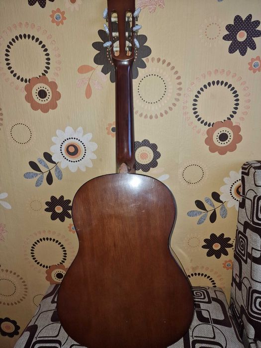 Продается Гитара Yamaha.