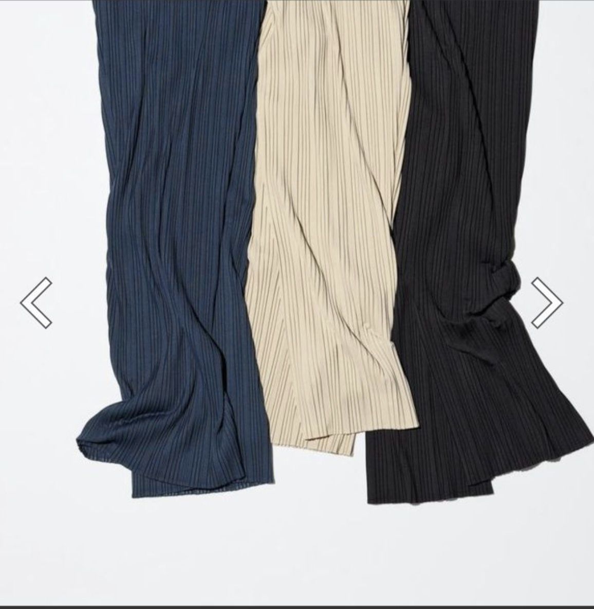 Брюки плиссе Uniqlo р.M черные, синие