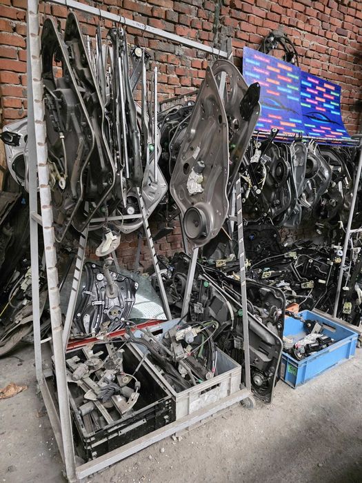 Macara BMW Audi Mercedes Toyota Mazda Mitsubishi Land Rover