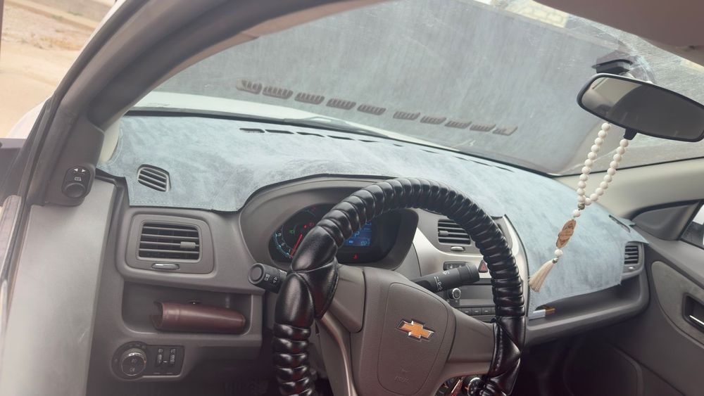 Продается накидка для панеля Шевролета Кобальт