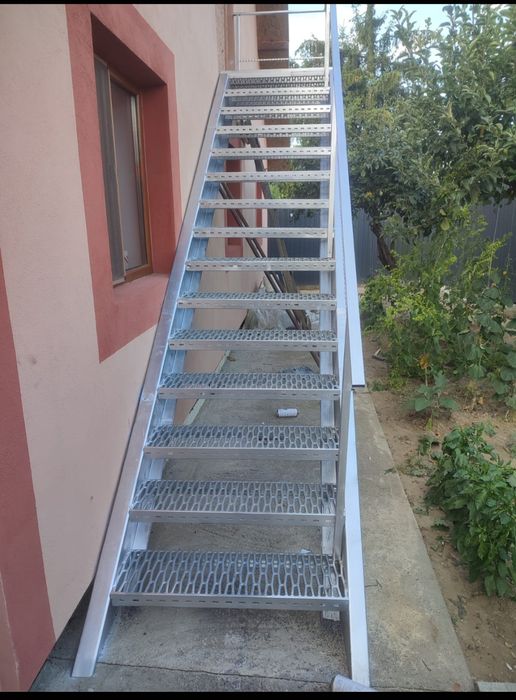 Scari galvanizate metalice