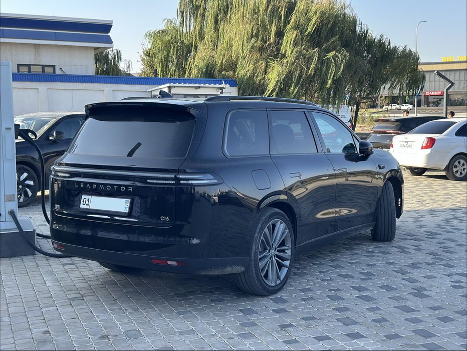 Leapmotor C16 гидрид 3 гпозиция фулл сотилади