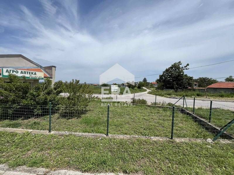 Дава се под наем Магазин в с. Стамболово, Област Хасково - 430 кв.м за 408 € - Снимка #9