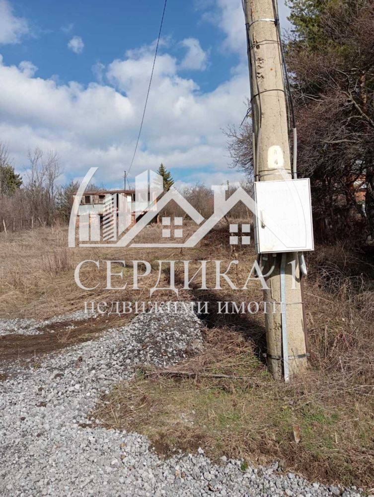 Парцел в Перник, област-с.Радуй