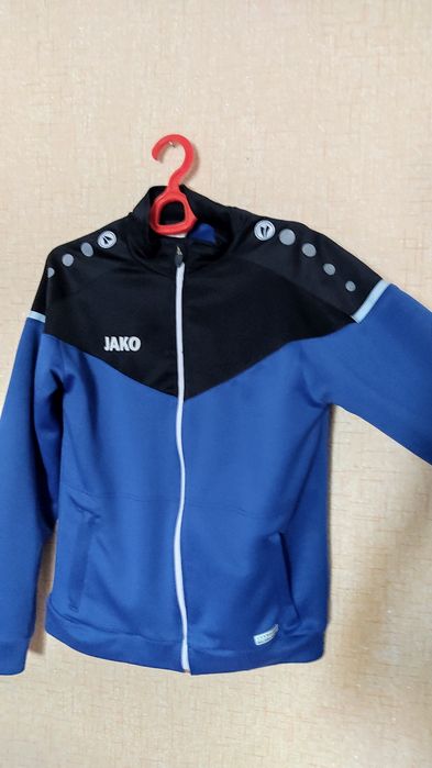 Спортивка Жако, Jako sportivka