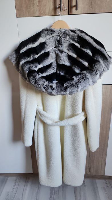 LA JUMATATE DE PRET,Haina de blana ,VANZARE RAPIDA ,noua,,fără etich