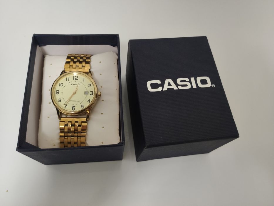 Продам часы Casio