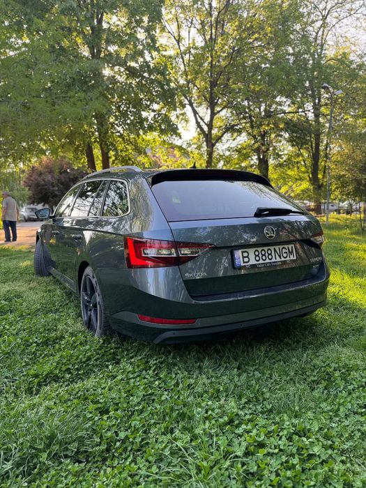 Skoda Superb Skoda Superb L&K 4x4 Panoramic Webasto Canton