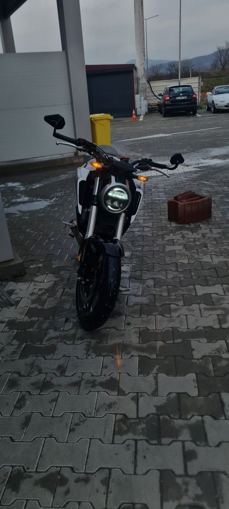 Honda cb 125 r (nu kawasaki, yamaha, suzuki)
