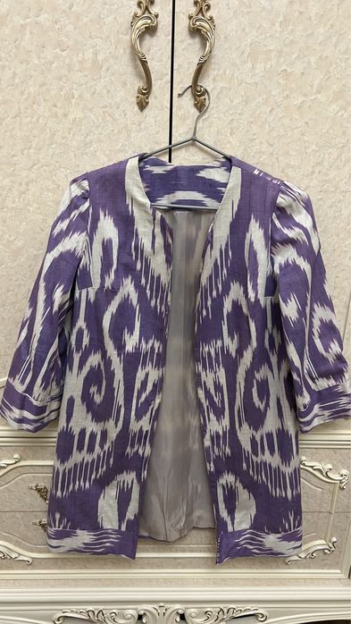 Женские пиджаки продаются