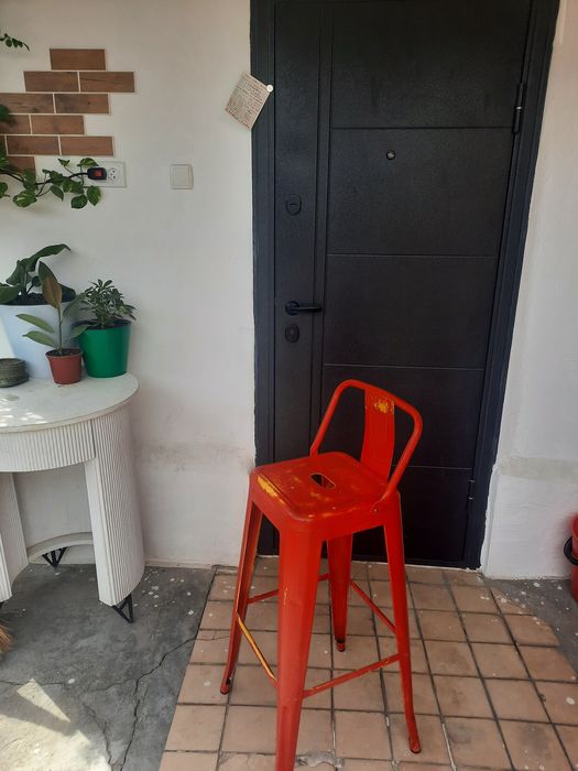 Барные стулья б/у