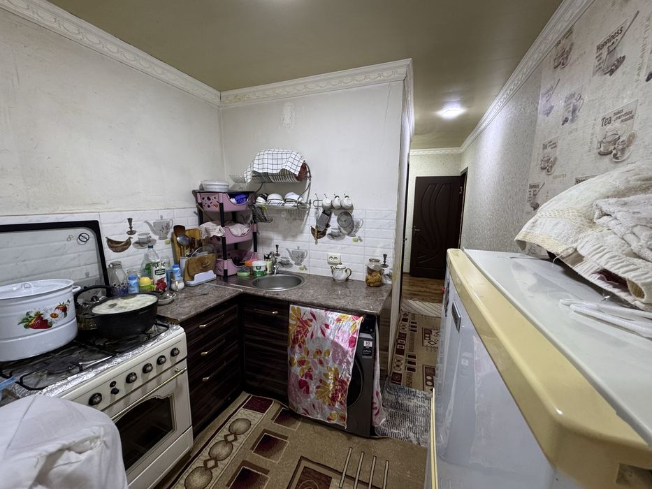 Чирчик 2-микрорайон 2 хона 53кв.м сотилади