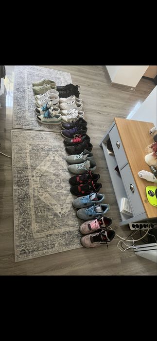 Vand colectie de papuci