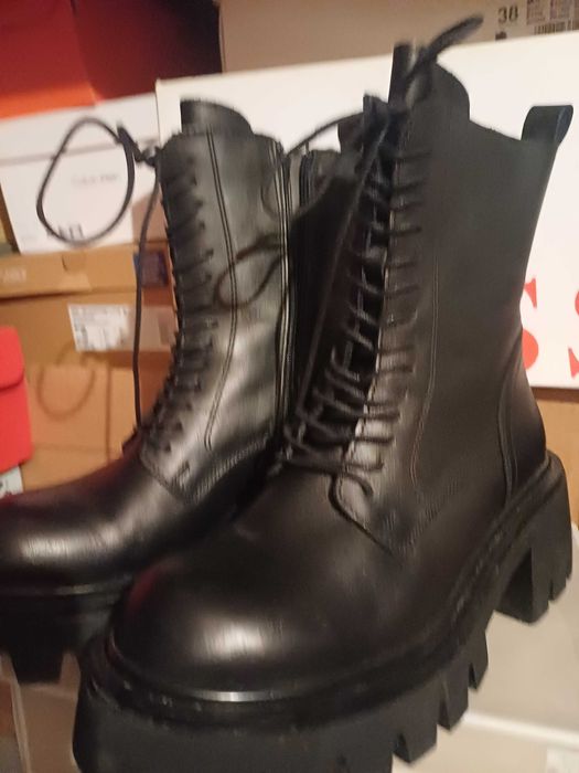 Продавам дамски обувки