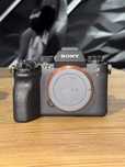 Sony A1 – Professional Kamera (Ishlatilgan, Ideal Holatda 3ta bor)