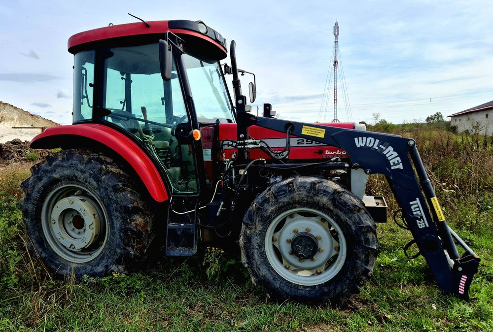 Vand/schimb cu bovine ANGUS, 2 TRACTOARE - HARS 299S cu incarcator si