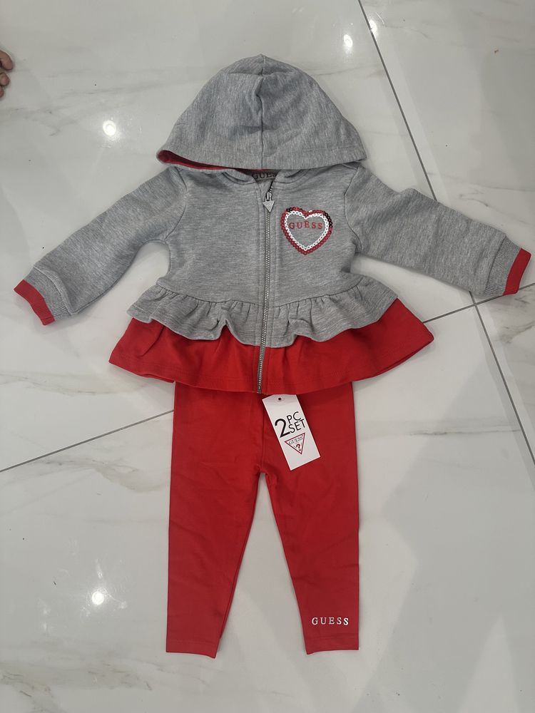 Бебешки комплект Guess 6/9 месеца