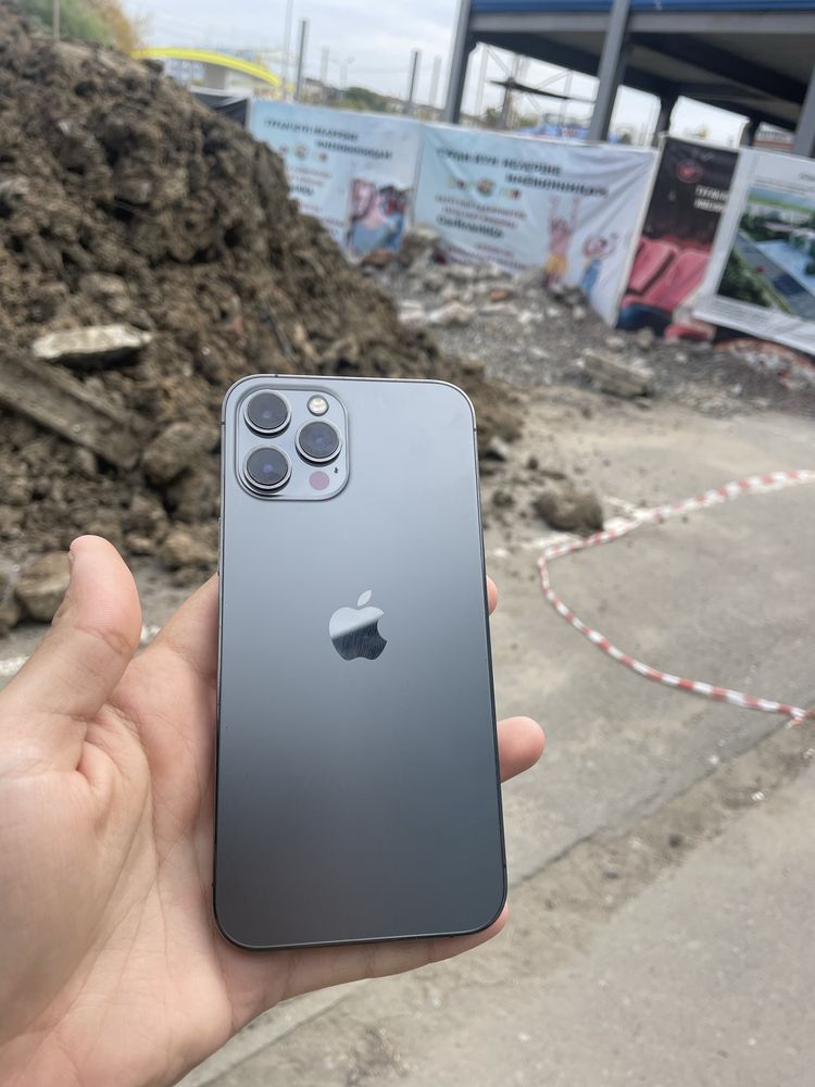 Продам Iphone 12 PM в идеальном состоянии