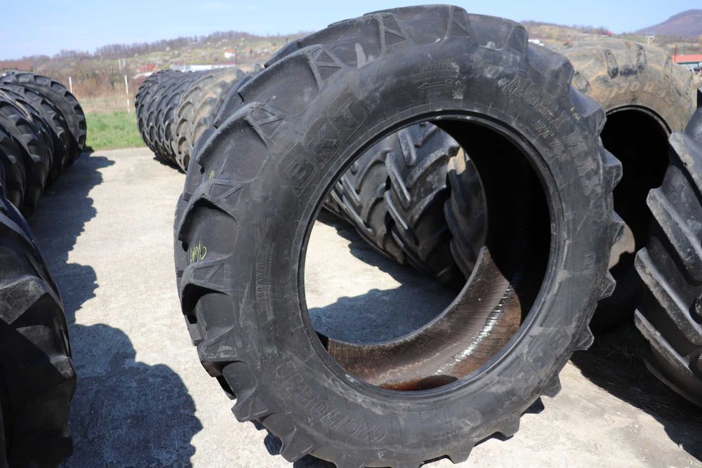 Cauciucuri 620/70R42 Bkt Tractor John deere second hand cu garantie